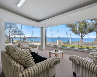 The Village Resort - Taupo - Salon