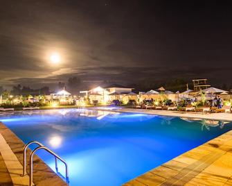 Abai Lodges & Spa - Wamumu - Piscina