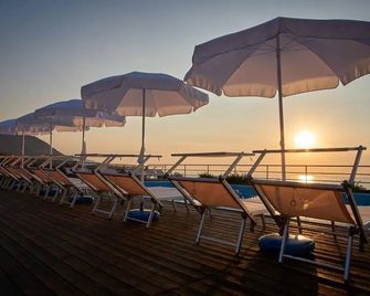 Capo Skino Park - Gioiosa Marea - Balkón