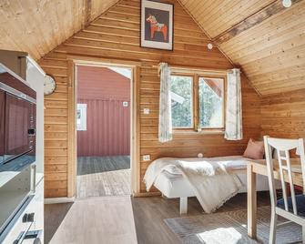 Cosy Cottages Close To Water - Djurhamn - Habitación