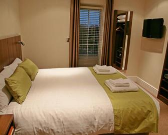 The Buxted Inn - Uckfield - Bedroom
