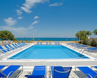 Aegean Dream Hotel - Karfas - Pool