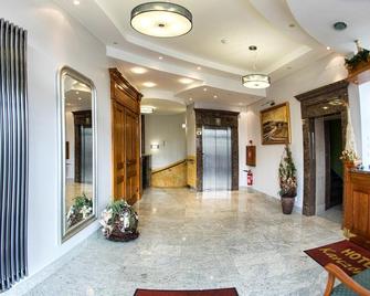 Hotel Karczówka - Kielce - Lobby