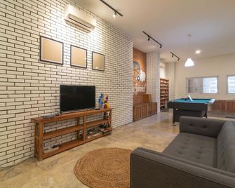 Wonderloft Hostel Kota Tua - Jakarta - Phòng khách