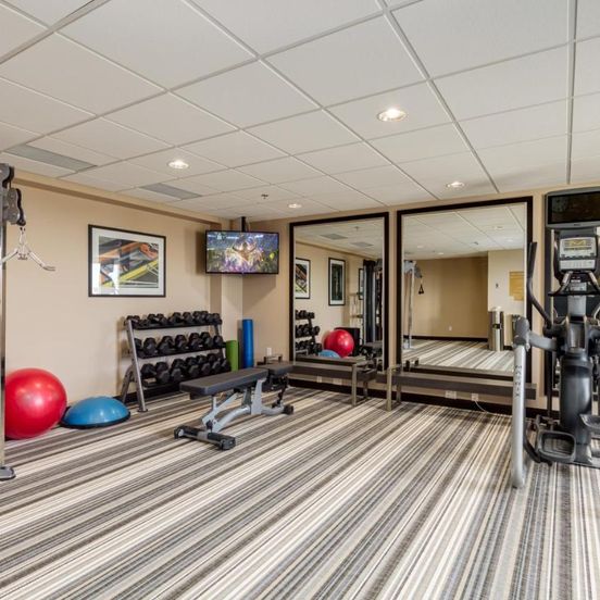 Park Inn by Radisson, Calgary Airport North, AB image 1