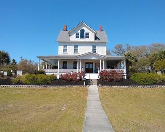 Surf Song Bed & Breakfast - Tybee Island - Gebäude