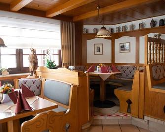 Standard Double Room - Gasthaus Straw - Asbach - Restaurante