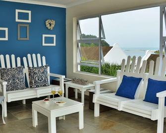The Estuary Hotel and Spa - Port Edward - Living room