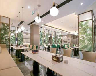 Kyriad Marvelous Hotel - Trường Sa - Nhà hàng