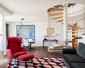NH Collection Madrid Eurobuilding - Madrid - Living room