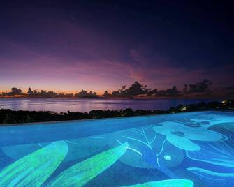 Gardens Hill Resort & Spa - Beau Vallon - Piscine