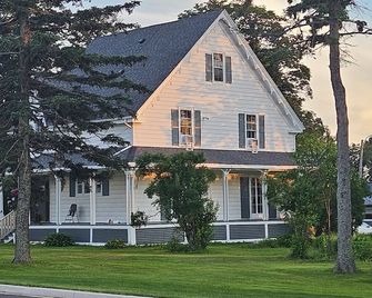 Sunflower Guest Suites - Summerside - Edificio