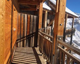 Les 3 Flocons, Meublé classé 3 étoiles , labellisé 4 grif - Orcières - Balcon