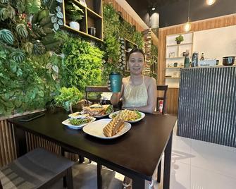 Haven Hotel - Roxas City - Restaurant