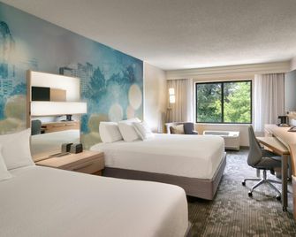 Courtyard by Marriott Charlotte Airport LoSo - Charlotte - Bedroom