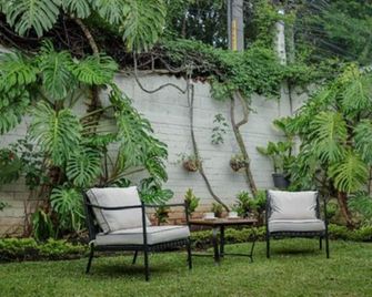 Villa Nola - Ciudad de Guatemala - Patio