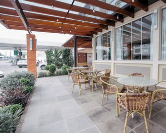 Hotel Prata Villaggio - Nova Prata - Patio