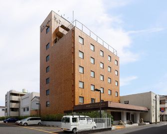 Hotel Active Nobeoka - Nobeoka - Gebouw