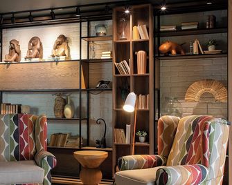 Se Catedral Hotel Porto, Tapestry Collection by Hilton - Porto - Lounge