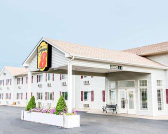 Super 8 by Wyndham Neosho - Neosho - Building
