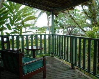 Ibibu Transit Lodge - Munda - Balcony