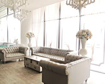 Creator Hotel - Kulai - Sala de estar