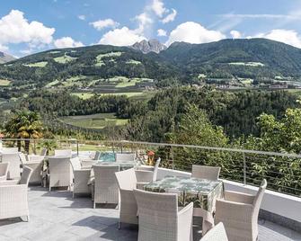 Hotel Hofbrunn - Riffiano - Balkon