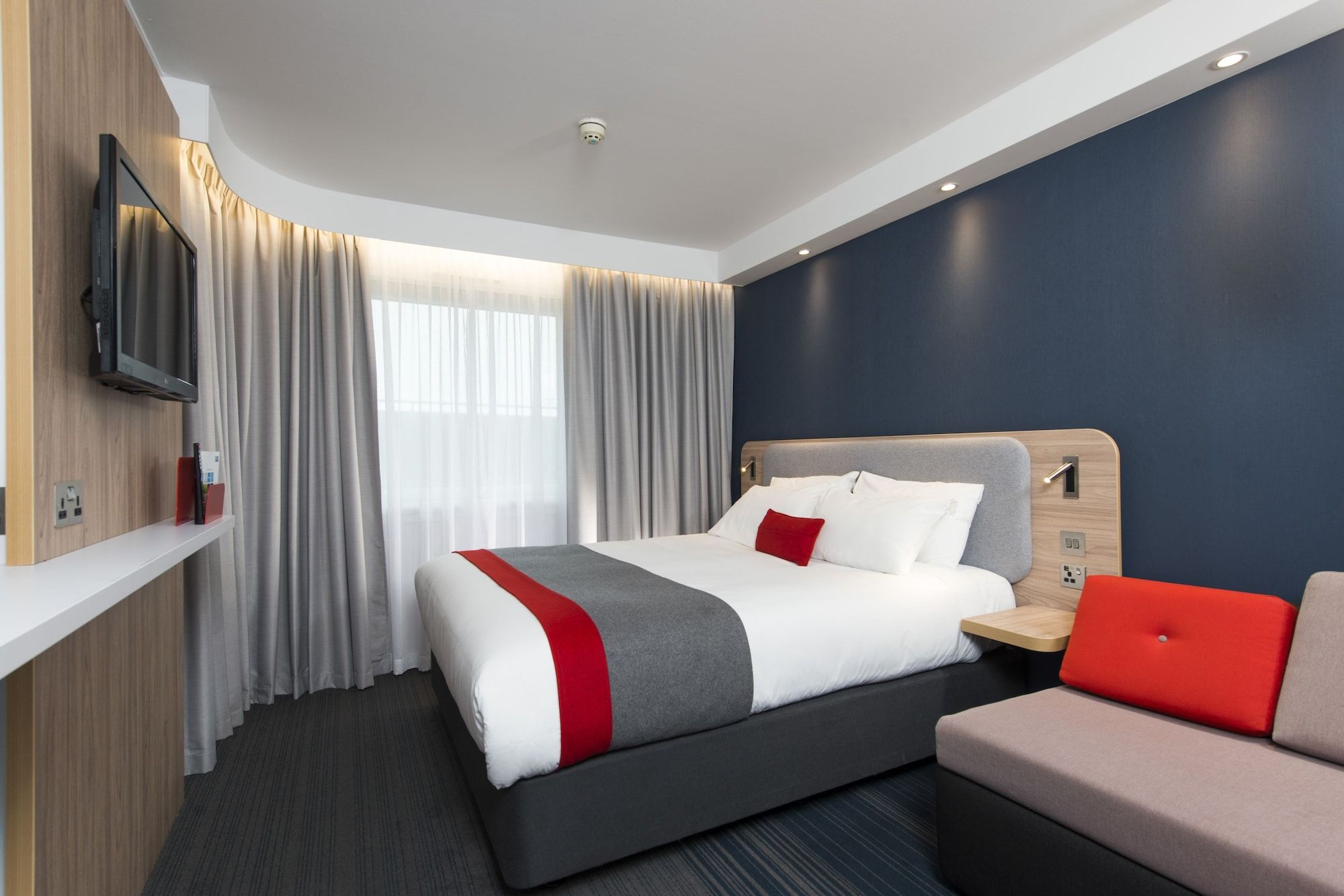 Holiday Inn Express Glasgow Airport By IHG - גלזגו - חדר שינה