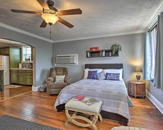 2 Mi to Ark Encounter Updated Williamstown Apt! - Williamstown - Makuuhuone