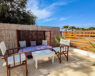 Hara's Beach Villa - Sfakaki - Balcony