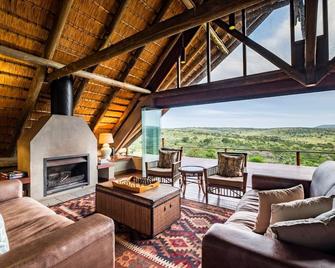 Mavela Game Lodge - Mkuze - Wohnzimmer