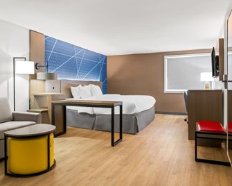 Comfort Inn & Suites - Livingston - Schlafzimmer