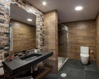 Hostal El Aparcamiento - Luarca