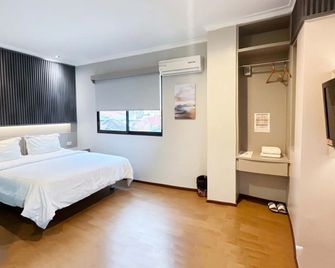 G-Hotel Pontianak - Pontianak