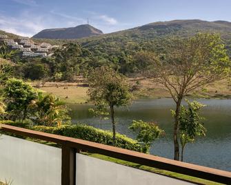 Escarpas Eco Village - Capitólio - Balkong