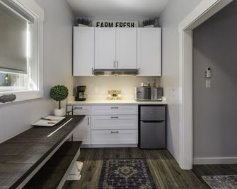 Country Suite Apartment near Lake Fork with Stocked Pond and Walking Trails - Emory - Cocina