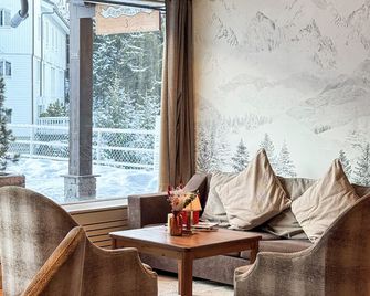 Grand Hôtel au Rond Point Des Pistes - Courchevel
