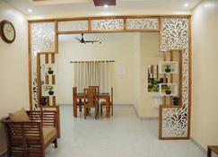 Mansion Luxury service Villa - Thiruvananthapuram - Restaurant