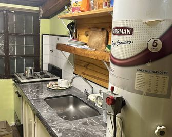 Aptos con Salida Privada al Arroyo Ñireco y a 3 Cuadras del Lago Nahuel Huapi - San Carlos de Bariloche - Kitchen