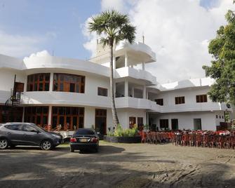 Amis Hotel & Restaurant - Jaffna - Gebäude