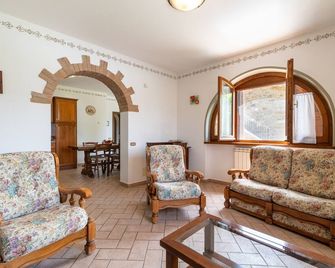 Pugnano Alto - appartamento Porcino - Lisciano Niccone - Sala de estar