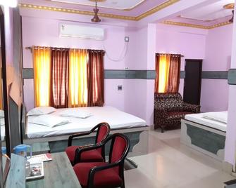 Hotel Surf Ride - Digha - Habitación