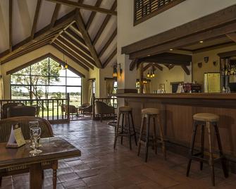 Sweetwaters Serena Camp - Nanyuki - Bar