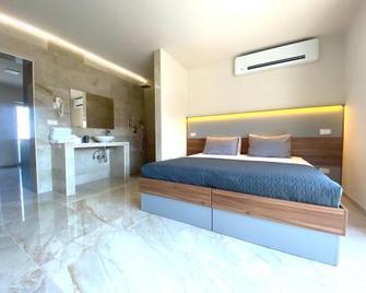 Rooms and Apartments Lisjak - Koper - Спальня