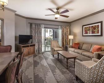 1Bed/1Bath Gorgeous Nashville Resort Next to Grand Ole Opry!! - Nashville - Sala de estar