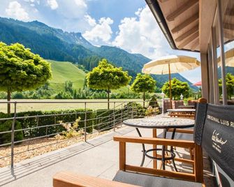 Hotel & Appartements Alpenresidenz Viktoria - نيوستيفت ام ستوبايتال - شرفة