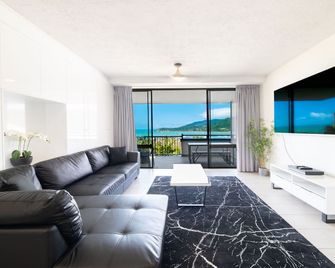 Whitsunday Terraces Resort - Airlie Beach - Salon