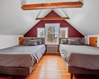 Spacious 5-Bedroom Home with Game Room in Amherst - Mins to UMass - Amherst - Bedroom