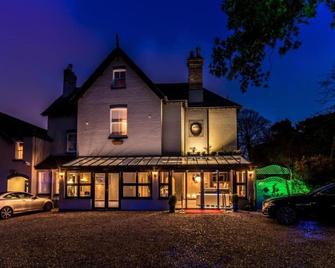Derby Manor - Bournemouth - Gebouw