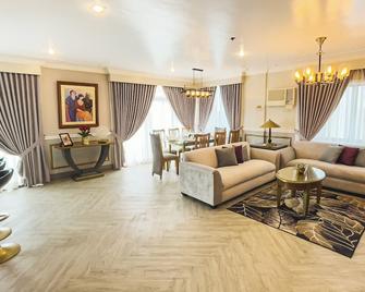 Miramar Hotel - Manila